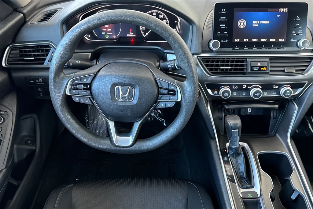 2018 Honda Accord LX photo 16