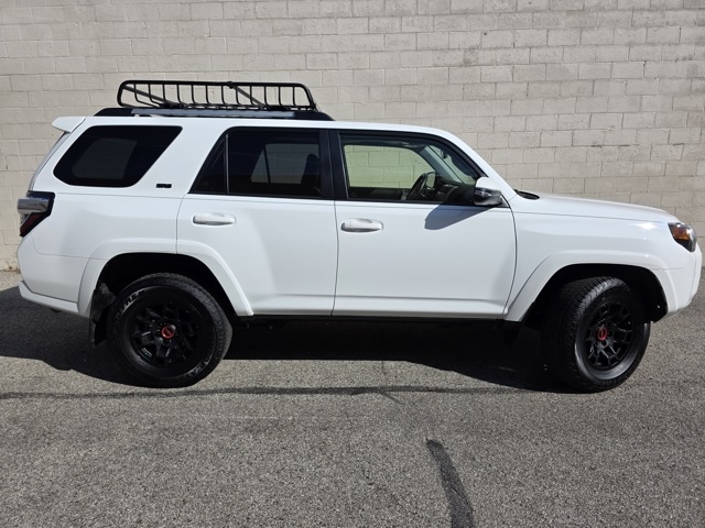 2024 Toyota 4Runner SR5 Premium photo 6