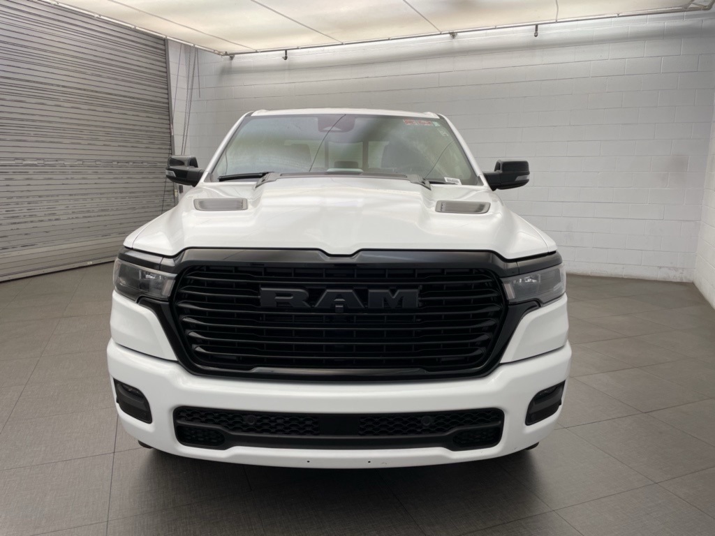 2025 Ram 1500 Laramie photo 4