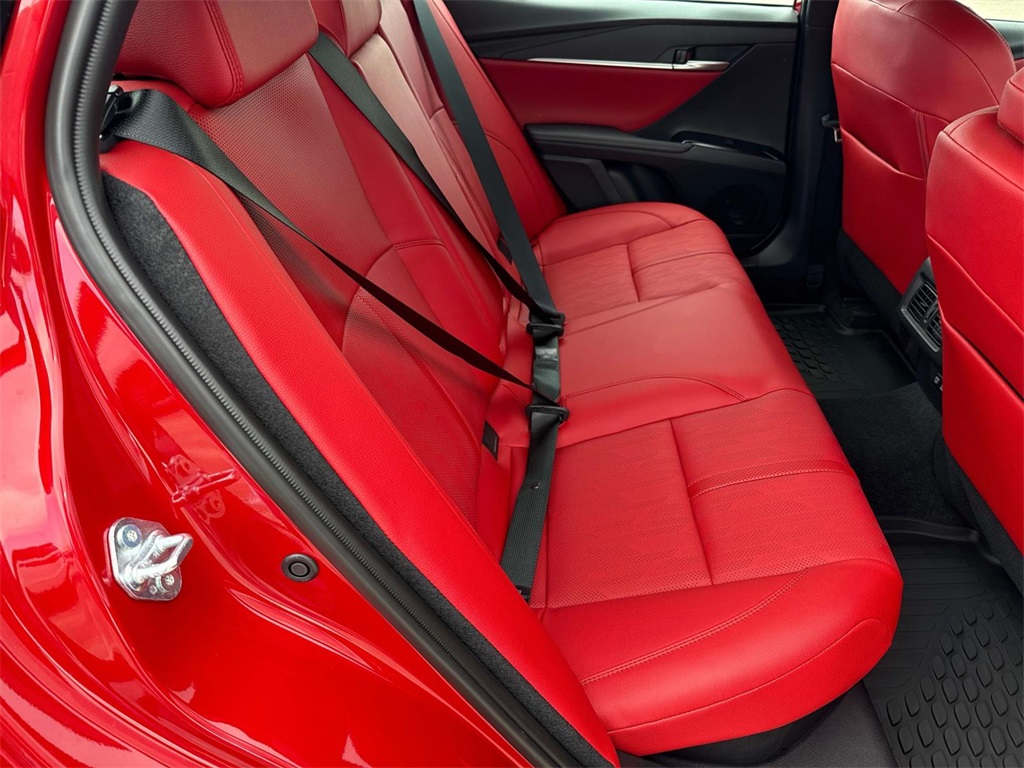 2025 Toyota Camry XSE photo 7