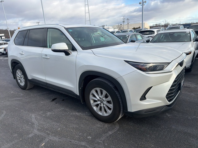 2024 Toyota Grand Highlander XLE's photo