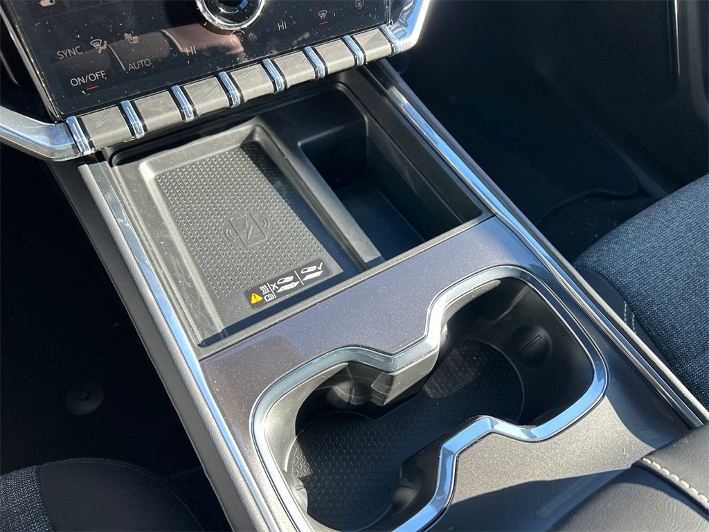 2026 GMC ACADIA - Image 25