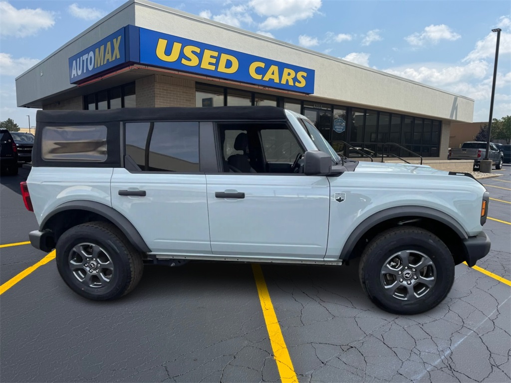 2022 Ford Bronco Big Bend photo 3