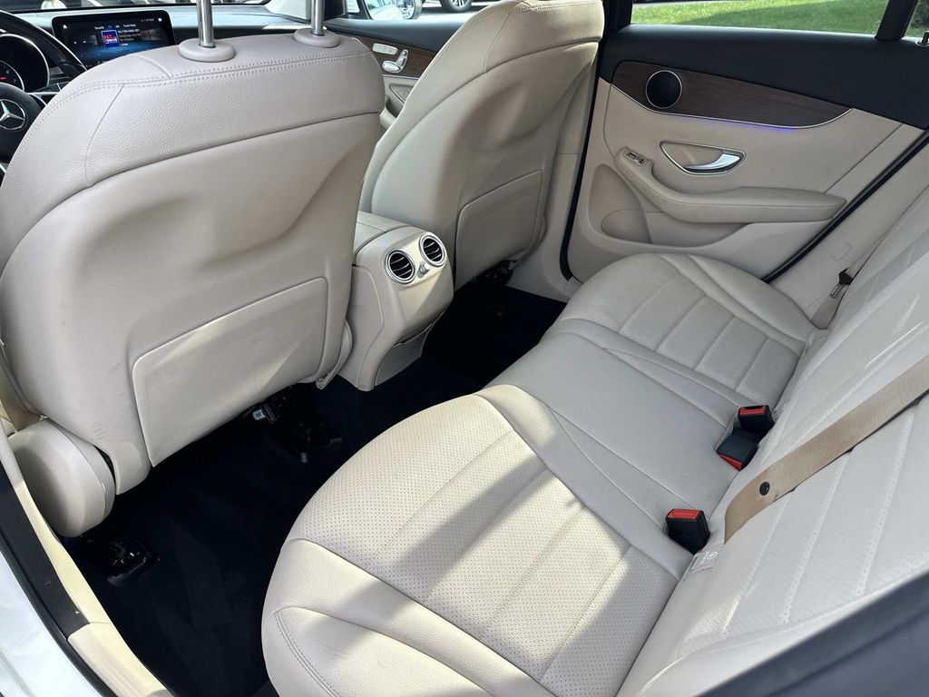 2022 Mercedes Benz GLC 300 4MATIC photo 29