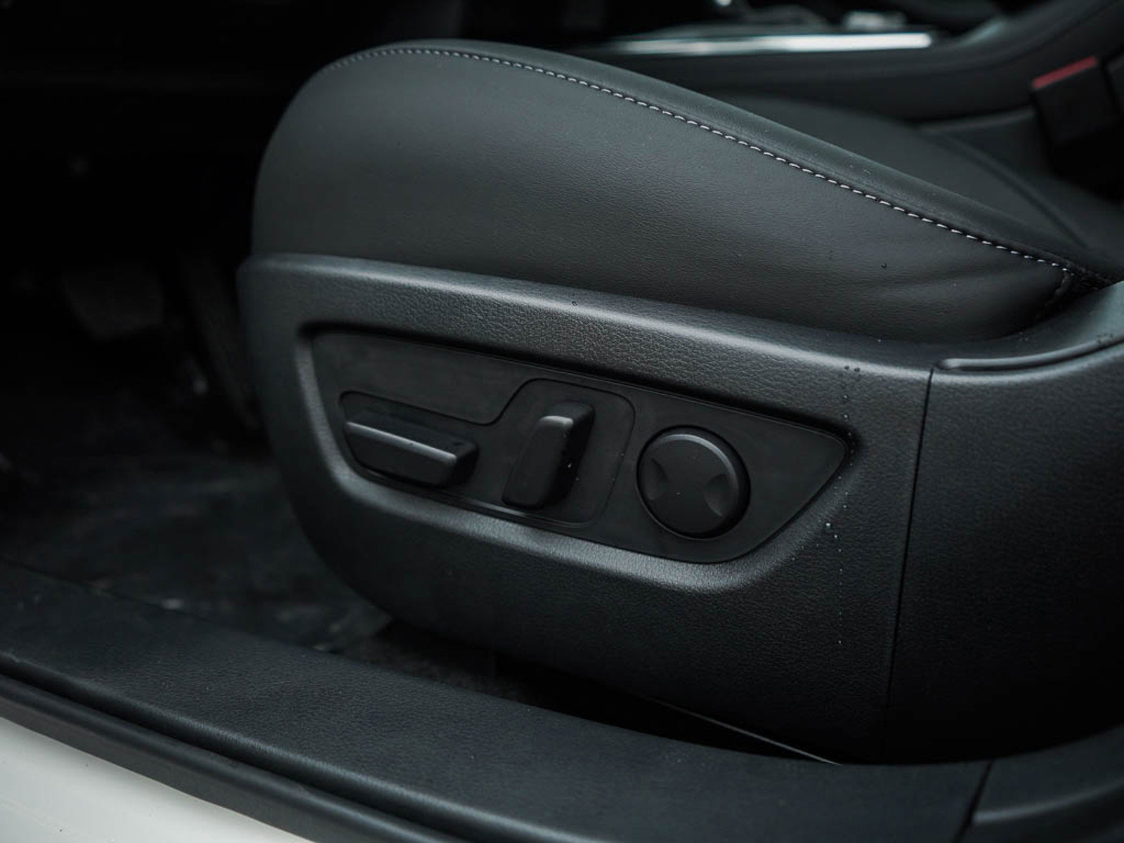 2025 Mazda CX-30 2.5 S Preferred photo 17
