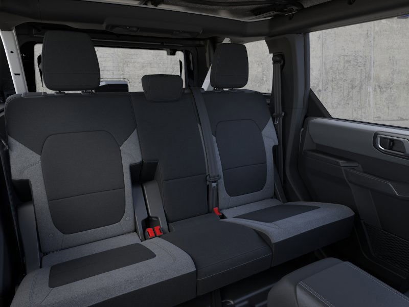 2025 Ford Bronco Base photo 10