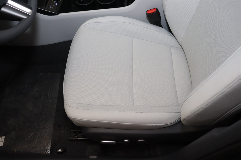 2025 Hyundai Kona SEL photo 4