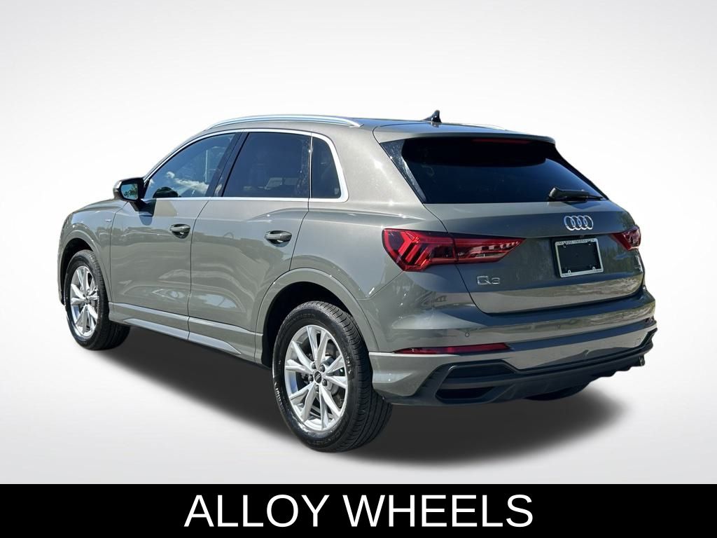 2024 Audi Q3 Premium S line photo 2