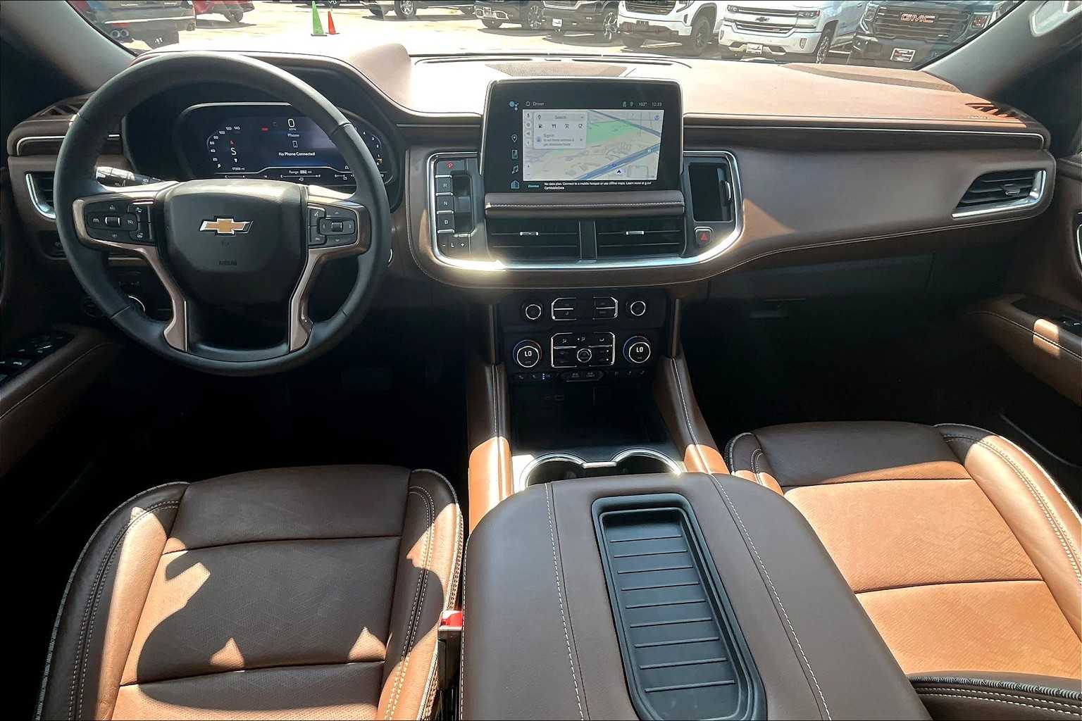 2023 Chevrolet Suburban High Country photo 14