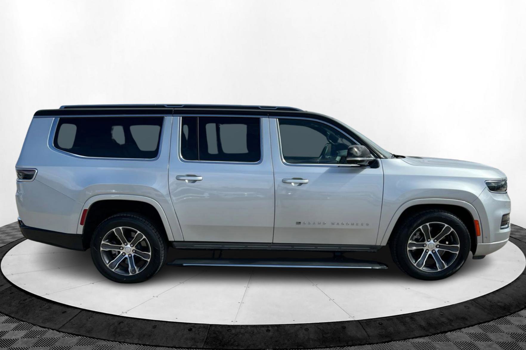 2024 Jeep Grand Wagoneer L Base photo 3