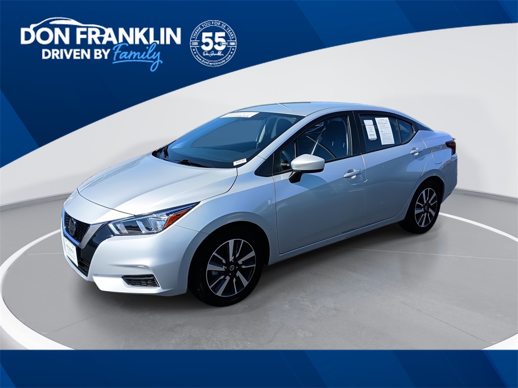 2022 Nissan Versa Sedan SV's photo