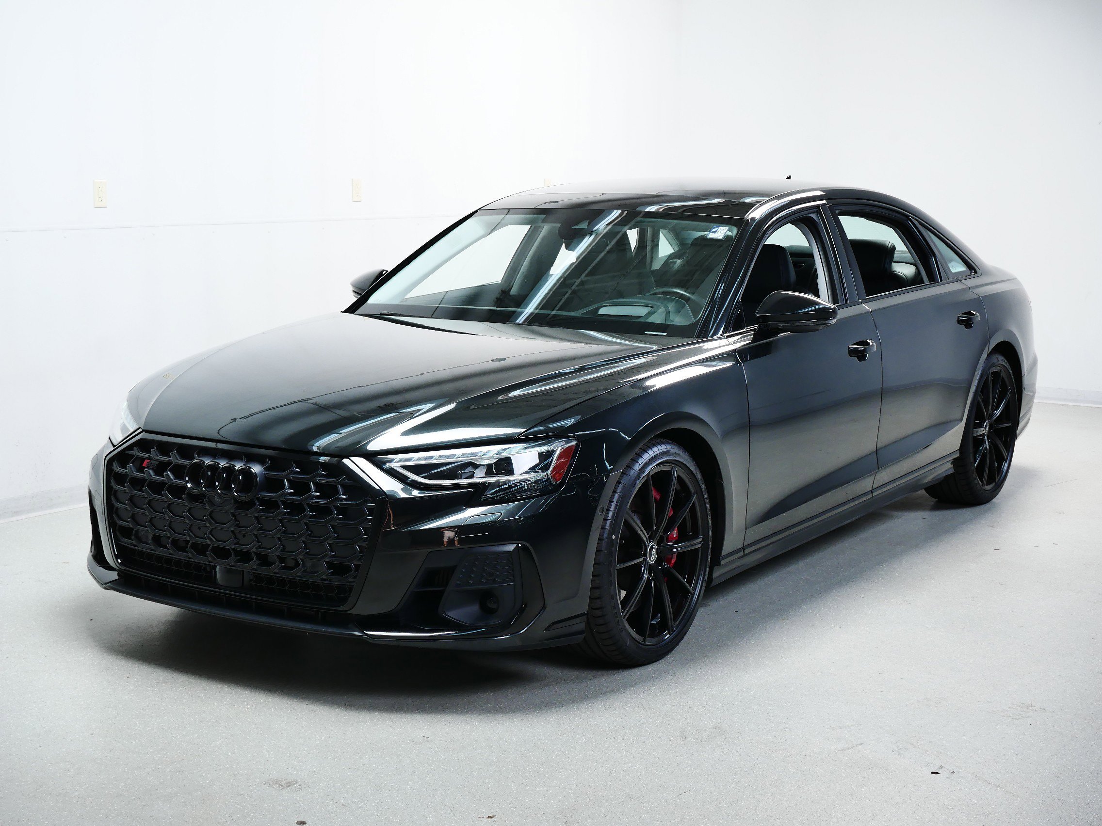 2022 Audi S8 4.0T Quattro photo 10