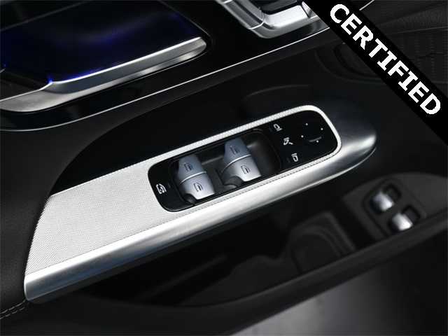 2025 Mercedes Benz GLC 350e 4MATIC photo 12