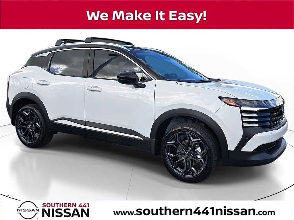 2026 Nissan KICKS SR's photo