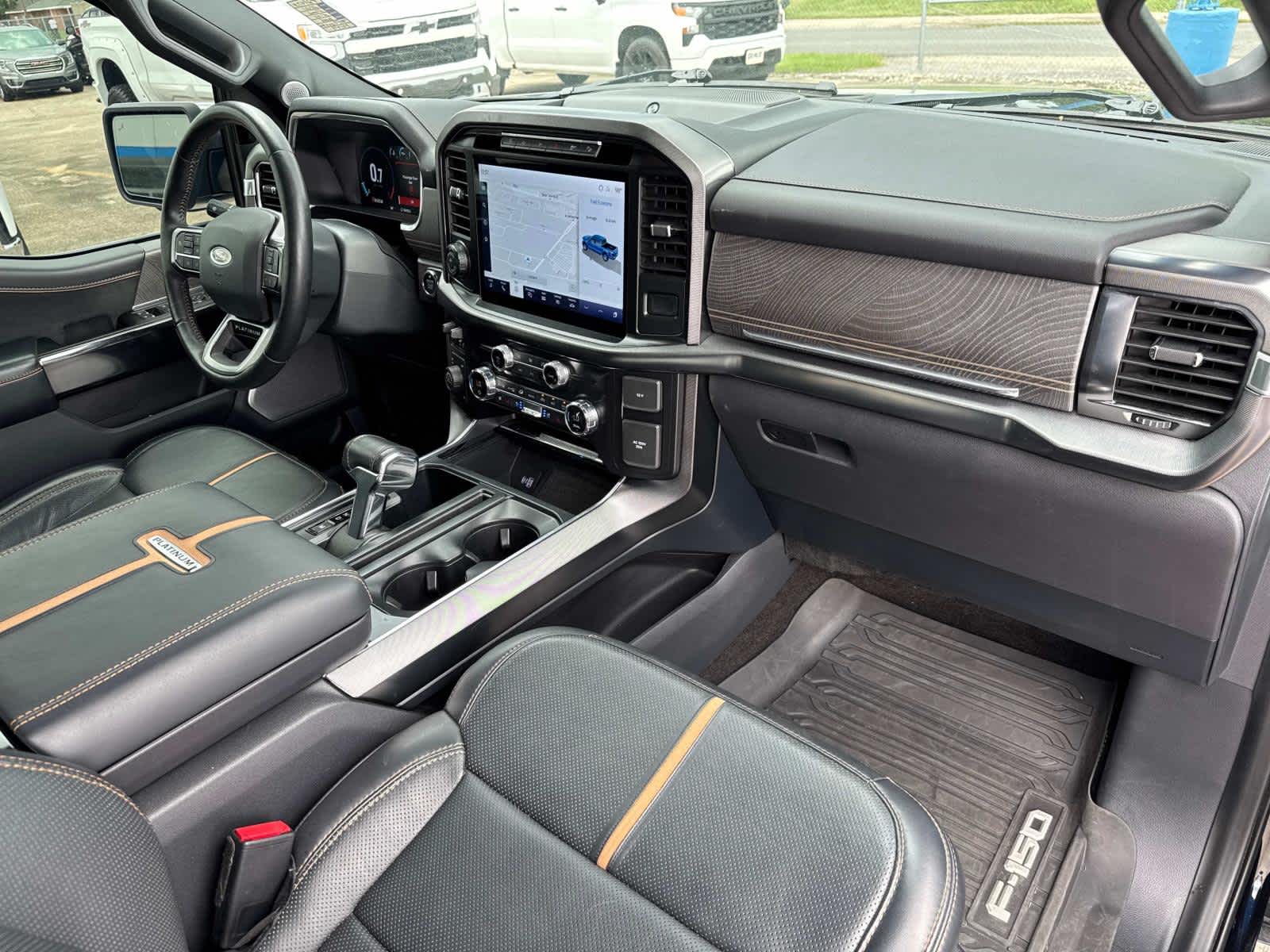 2021 Ford F-150 Platinum photo 28