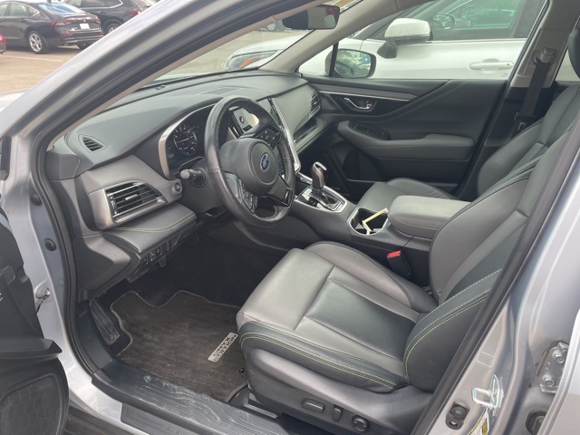 2024 Subaru Outback Onyx Edition photo 2