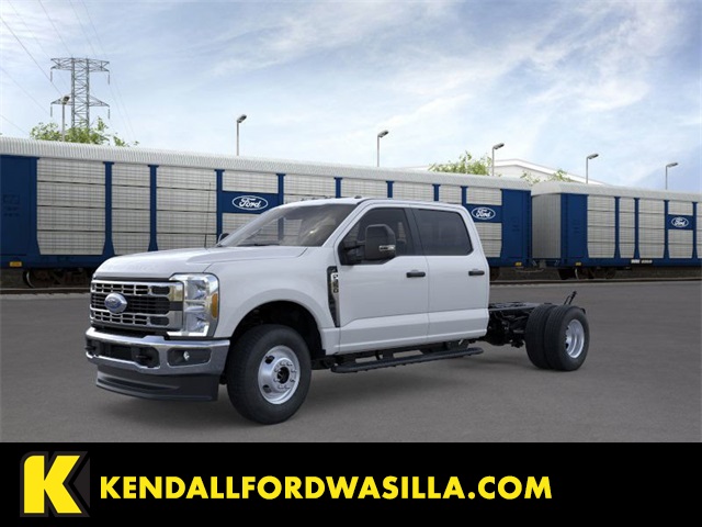 2026 Ford F-350 Super Duty Chassis Cab XL's photo