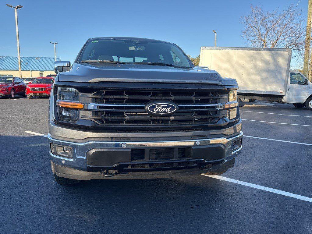 2025 Ford F-150 XLT photo 19