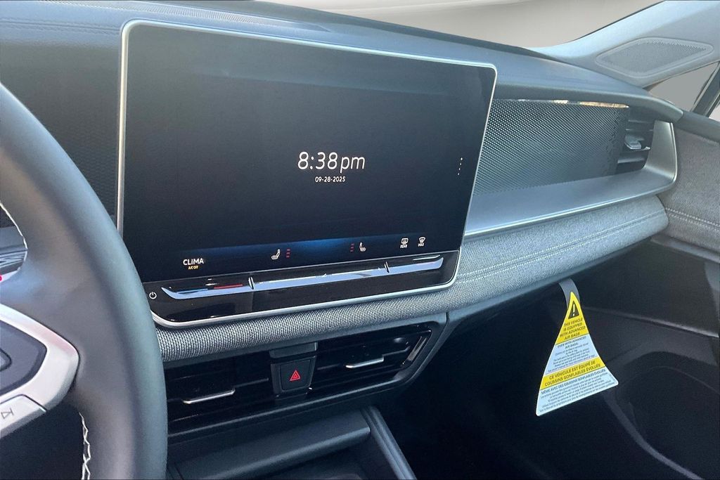 2025 Volkswagen Tiguan S photo 4