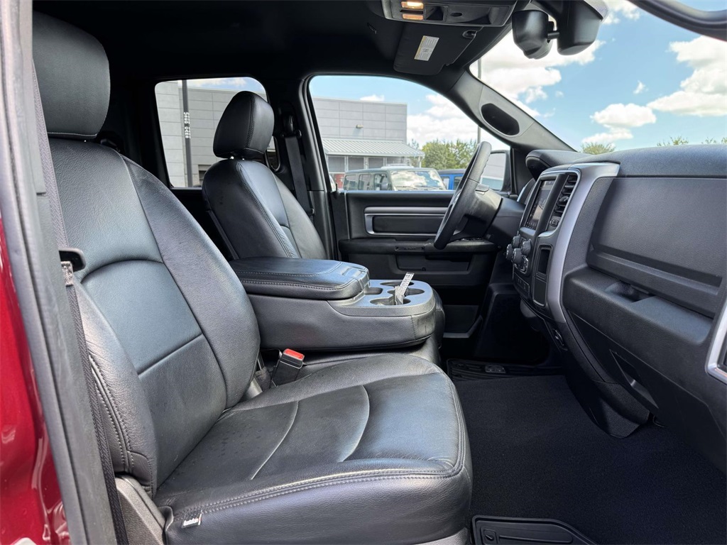 2022 Ram 1500 Classic Warlock photo 14