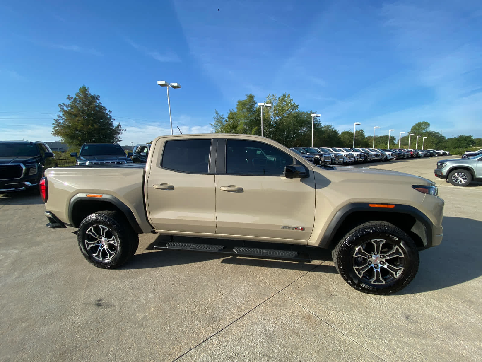 2024 Gmc Canyon AT4 photo 5