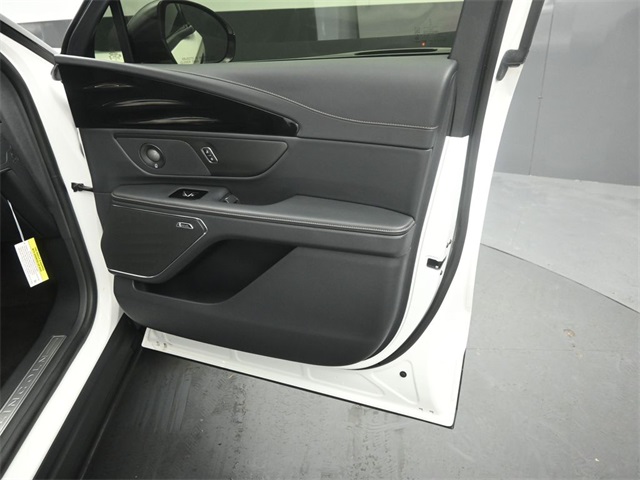 2024 LINCOLN NAUTILUS - Image 35