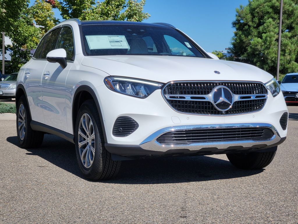 2026 Mercedes-Benz GLC Base's photo