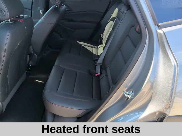 2026 Chevrolet Trax photo 2