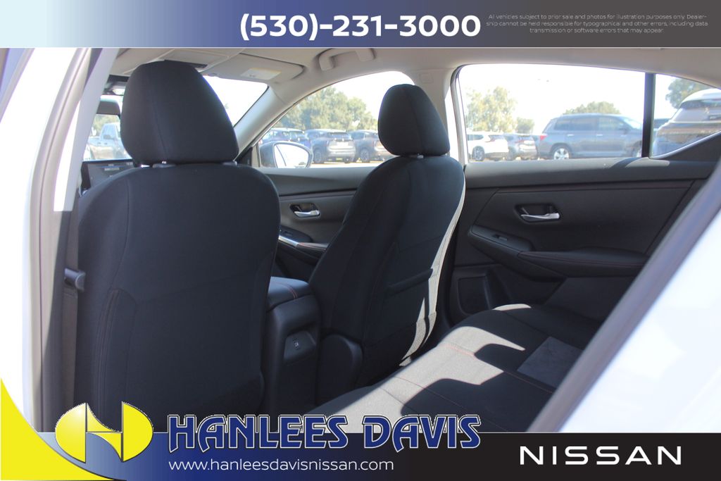 2025 Nissan Sentra SR Midnight Edition photo 13