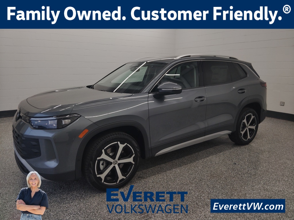 2026 Volkswagen Tiguan SE's photo