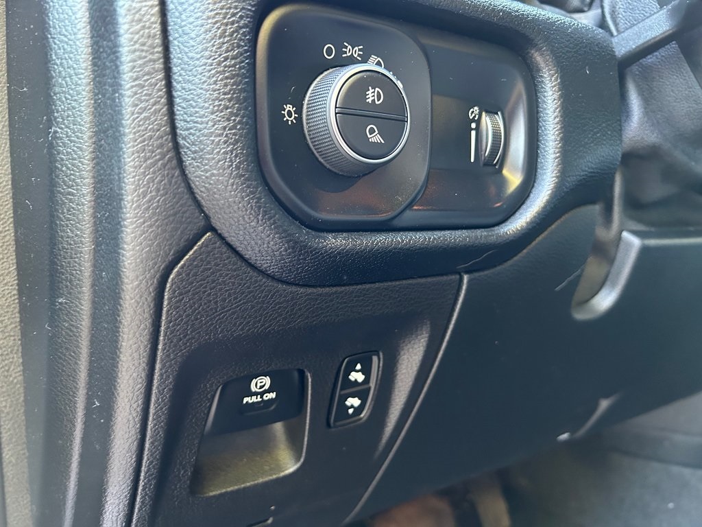 2021 Ram 1500 Big Horn Lone Star photo 14