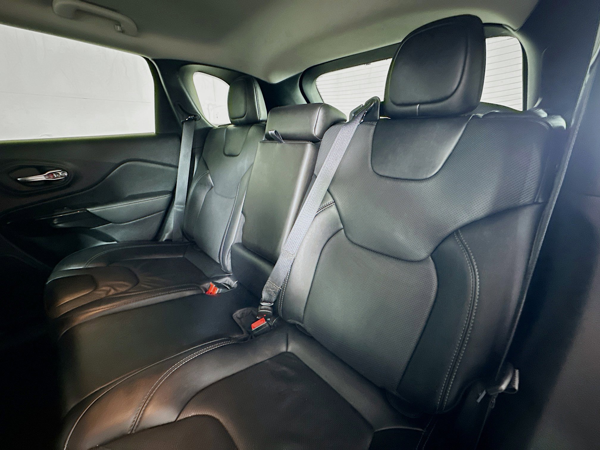 2023 Jeep Cherokee Altitude photo 19