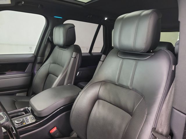 2019 Land Rover Range Rover HSE photo 10