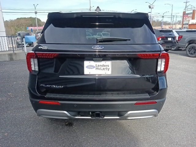 2026 Ford Explorer Platinum photo 4