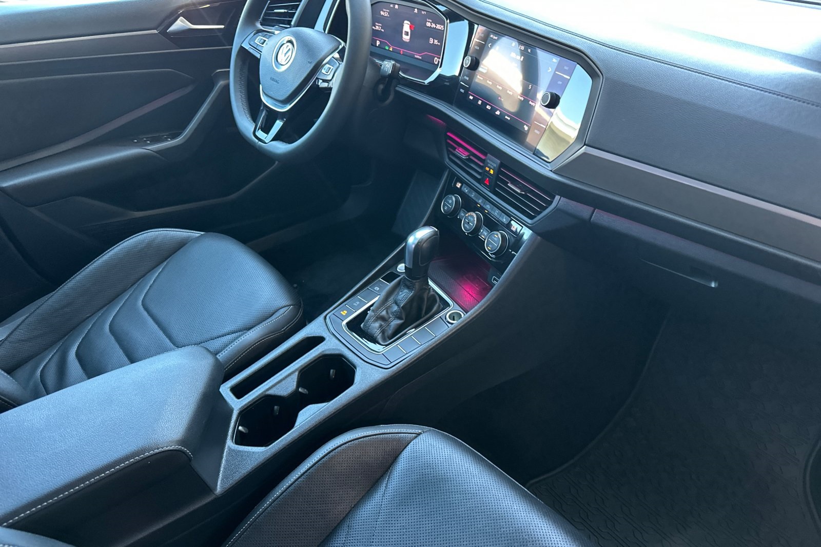 2020 Volkswagen Jetta 1.4T SEL Premium photo 15