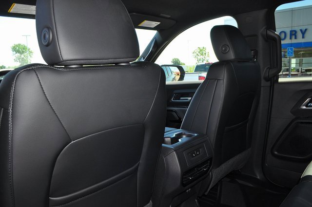 2025 Chevrolet Silverado EV LT photo 11