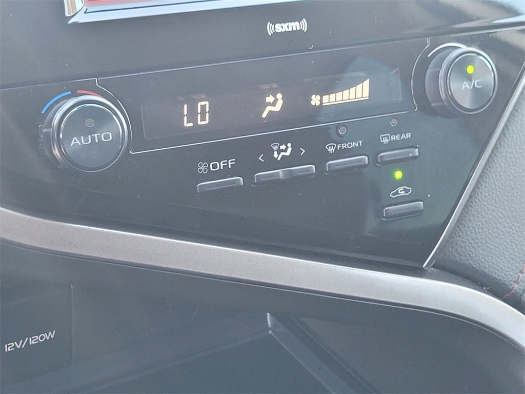 2020 Toyota Camry XSE V6 photo 20