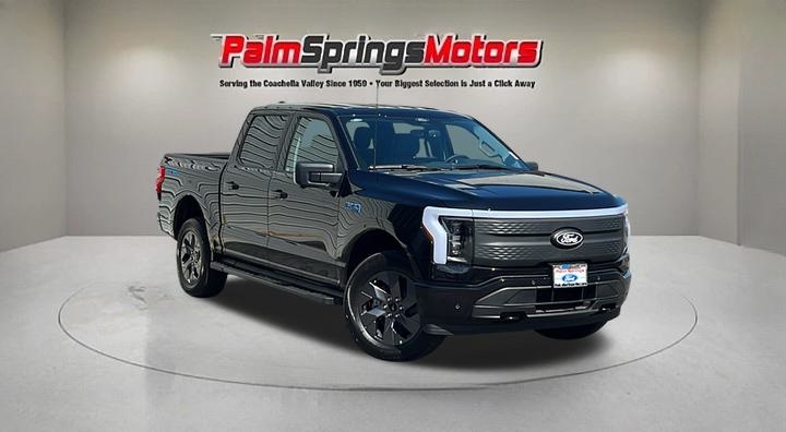 2025 Ford F-150 Lightning Flash's photo