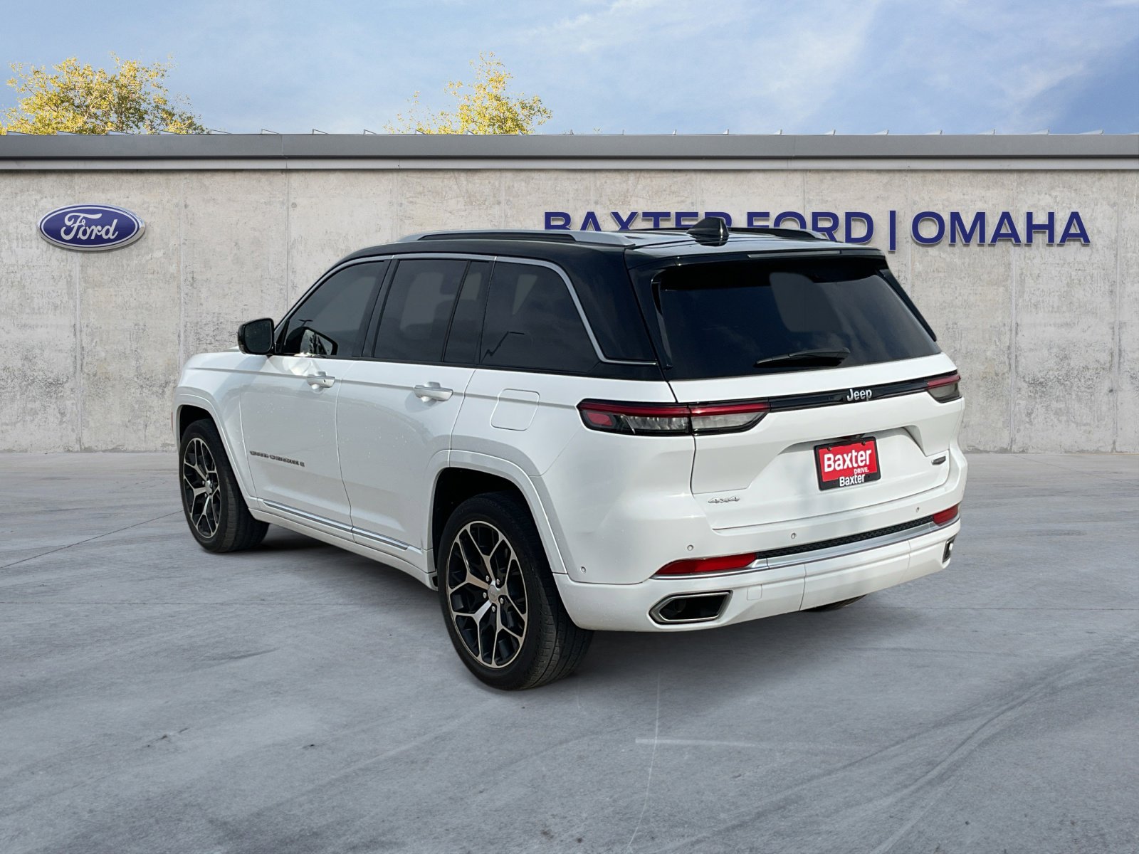 2022 Jeep Grand Cherokee Summit photo 13