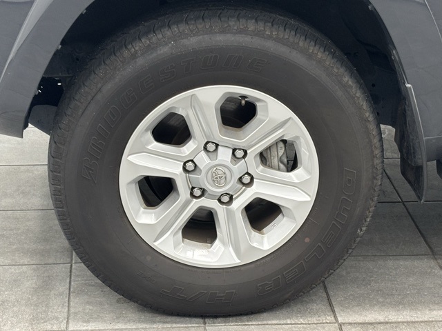 2024 Toyota 4Runner SR5 Premium photo 6