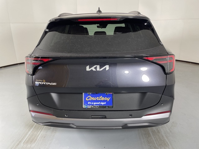 2026 Kia Sportage EX photo 4