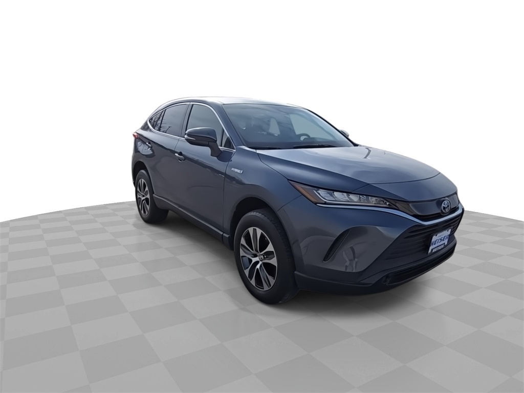 2021 Toyota Venza LE photo 2