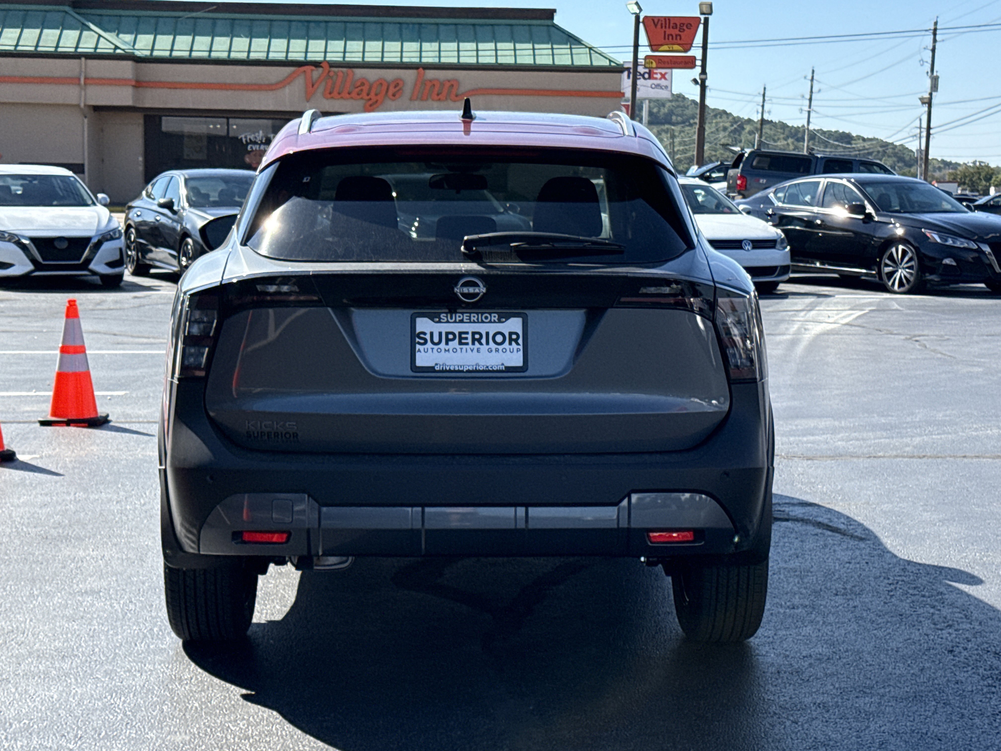2026 Nissan Kicks SV photo 2