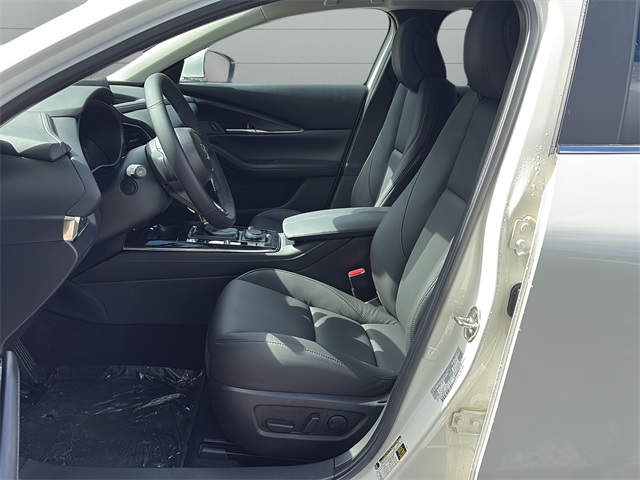 2025 Mazda CX-30 2.5 S Preferred photo 10