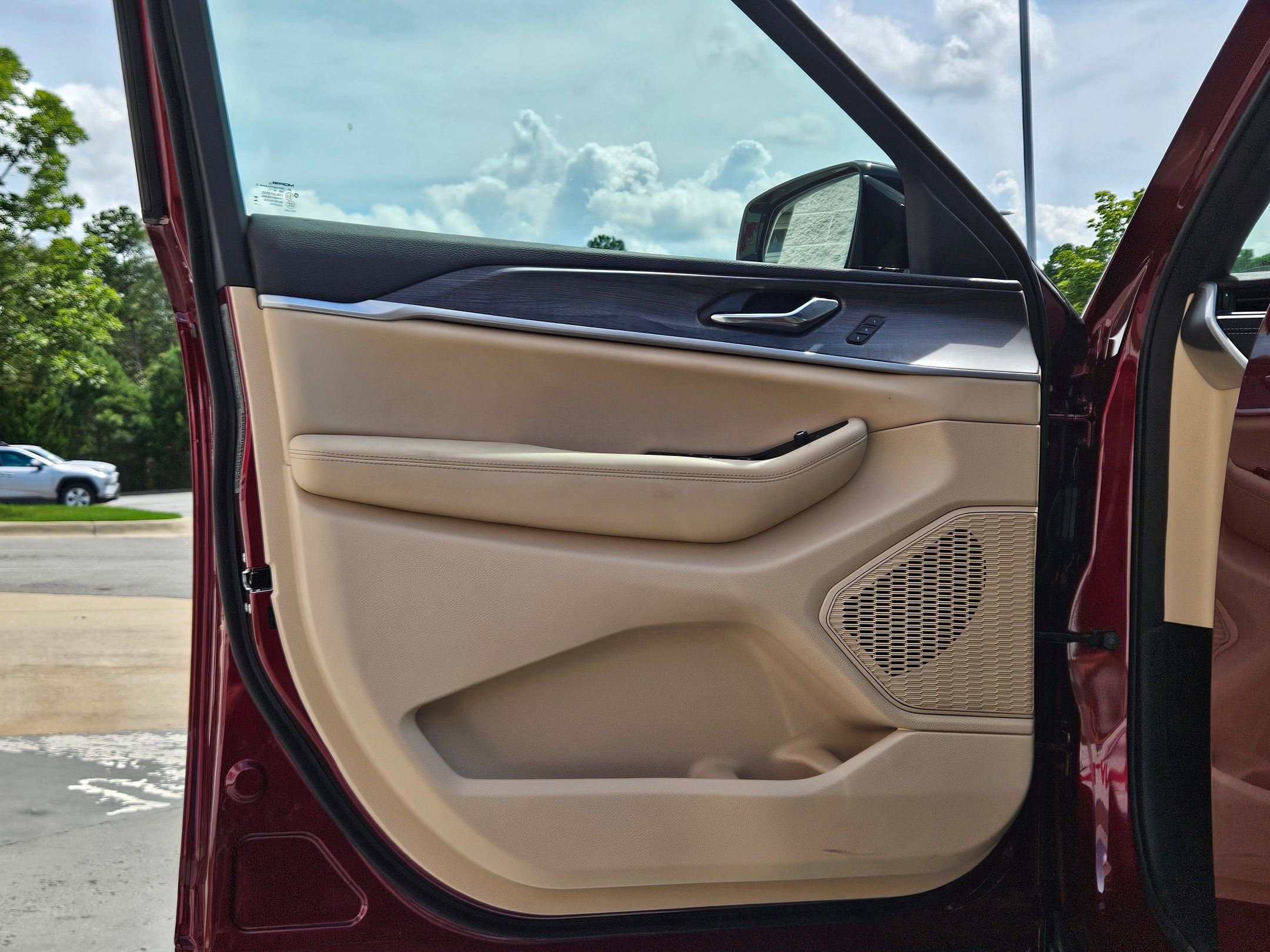 2025 Jeep Grand Cherokee Limited photo 16