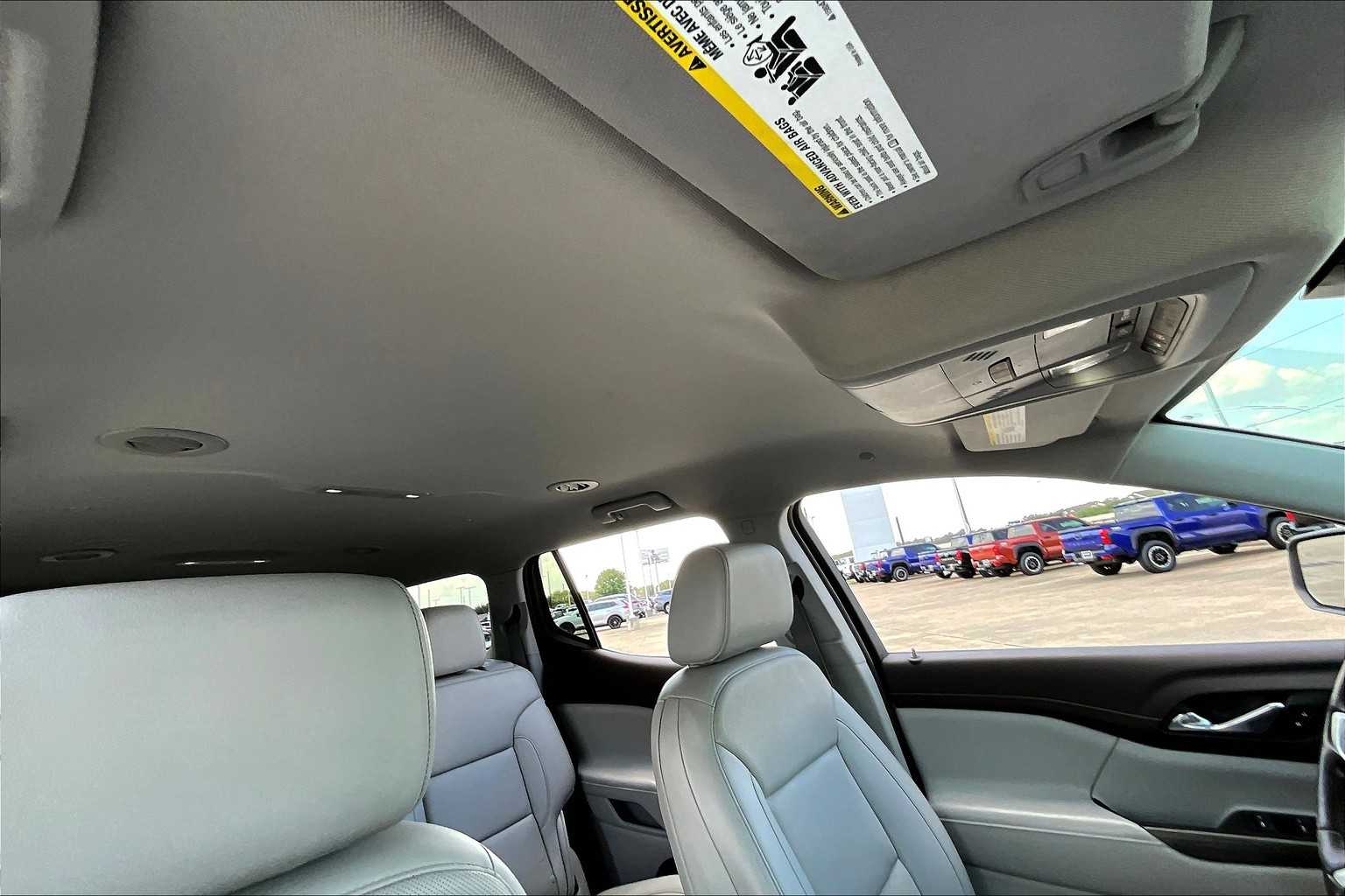 2022 Gmc Acadia SLT photo 13