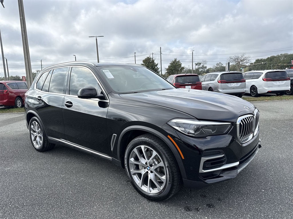 2022 BMW X5 40i's photo