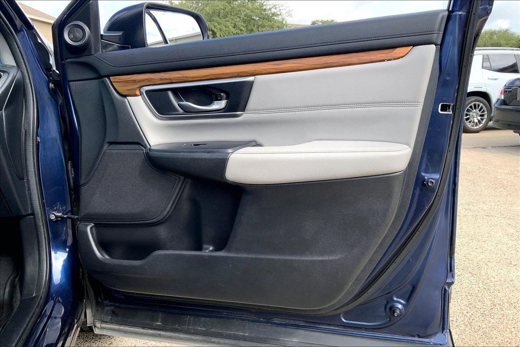 2019 Honda CR-V EX-L photo 19