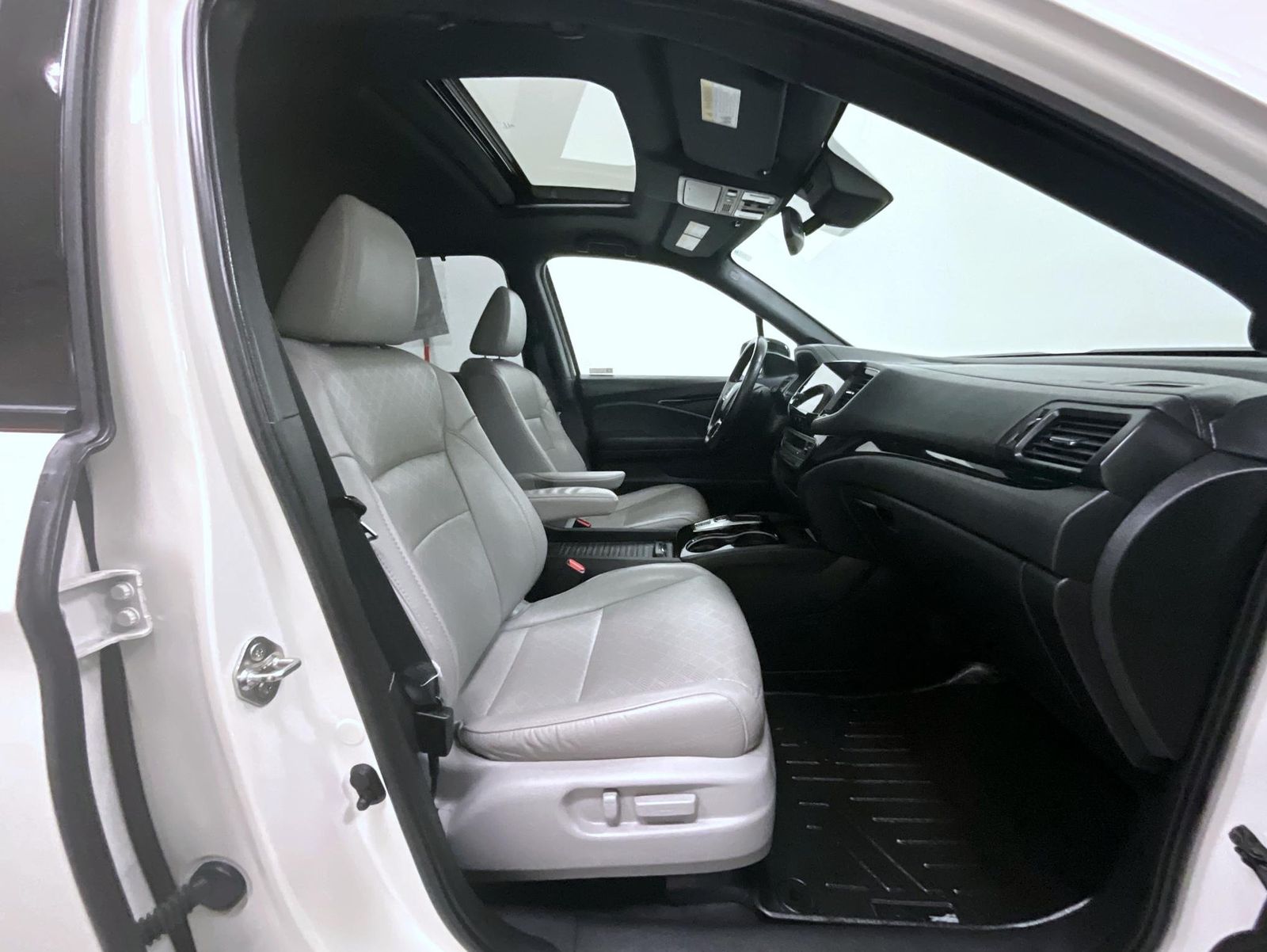 2019 Honda Passport Elite photo 15