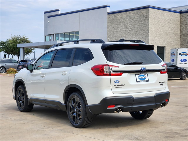 2025 Subaru Ascent Onyx Edition Touring photo 2